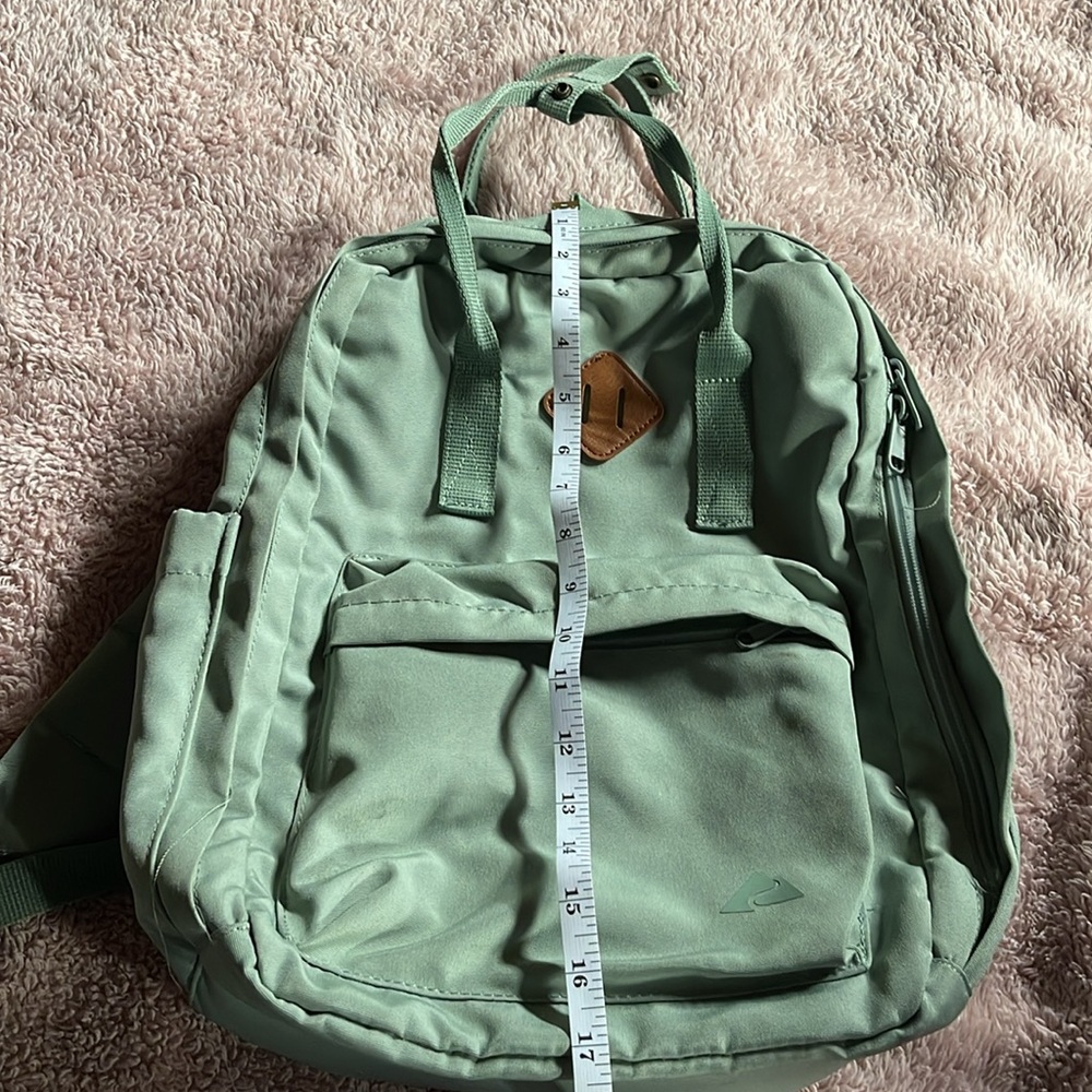 Stylish Gray Backpack - Picture 5 of 6